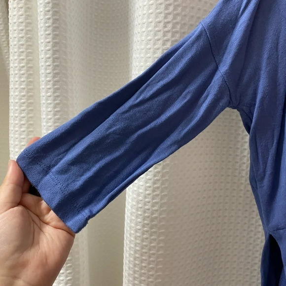 NWT L&G Mock Neck Slit Side Top - Picture 2 of 7